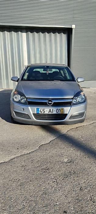 Usado 2005 Opel Astra Sedan | € 2.300 (Bom preço) - Imagem 1/4