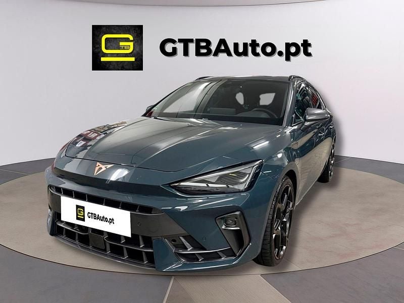 Azul Usado 2024 Cupra Leon VZ Carrinha | € 41.499 - Imagem 1/4