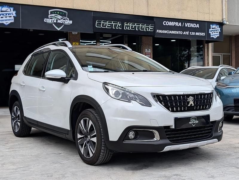 Branco Usado 2018 Peugeot 2008 Allure SUV | € 12.990 (Preço justo) - Imagem 1/4