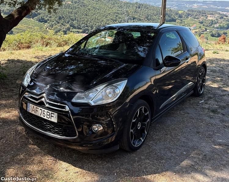 Preto Usado 2021 Citroën DS3 Coupé | € 6.990 - Imagem 1/1