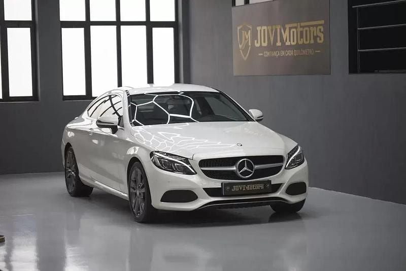 Usado Mercedes C220 Edition 170 HP (125 kW) 2017 Branco Coupé