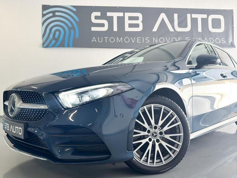 Usado Mercedes A250 AMG line 218 HP (160 kW) 2022 Azul Sedan