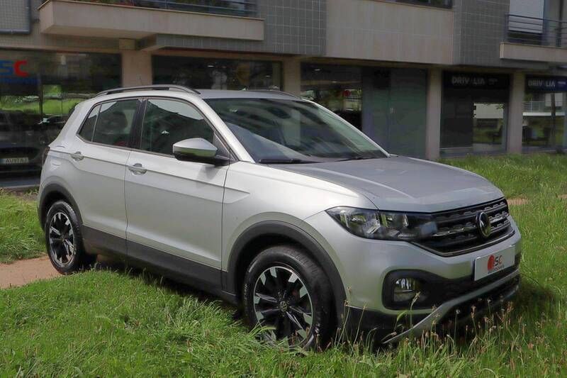 Cinzento Usado 2022 VW T-Cross SUV | € 18.900 (Preço justo) - Imagem 1/4