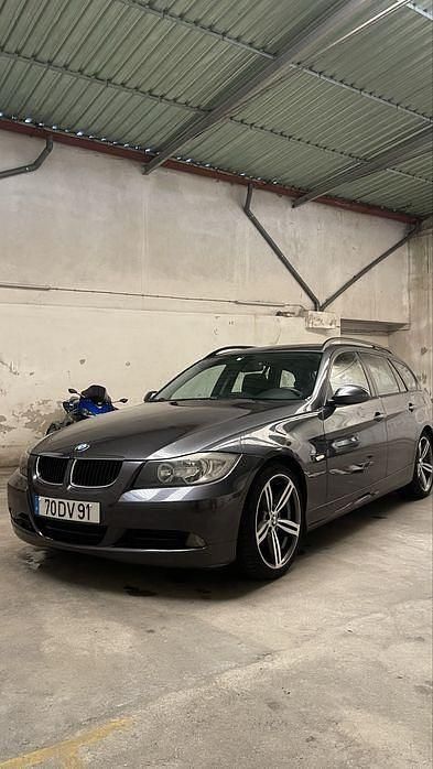 Usado 2006 BMW 320 Sedan | € 7.700 (Preço justo) - Imagem 1/4