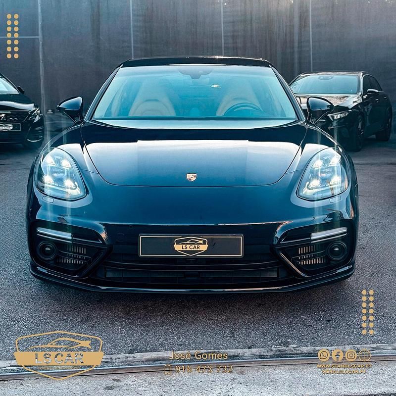 Usado Porsche Panamera Turbo S Executive 680 HP (500 kW) 2018 Azul Sedan