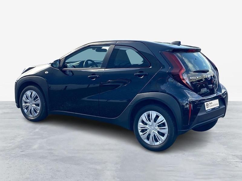 Usado Toyota Aygo X X-play 72 HP (52 kW) 2024 Preto (desconhecido) SUV