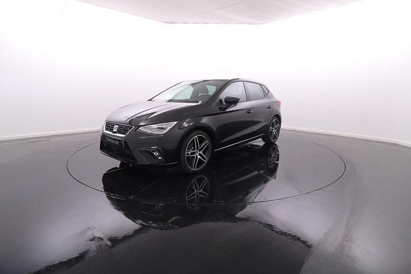 Preto Usado 2023 Seat Ibiza | € 19.950 (Caro) - Imagem 1/4