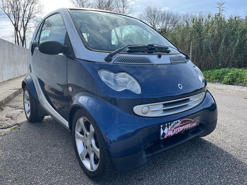 Azul Usado 2006 Smart ForTwo Coupé Passion Coupé | € 4.500 (Preço justo) - Imagem 1/4