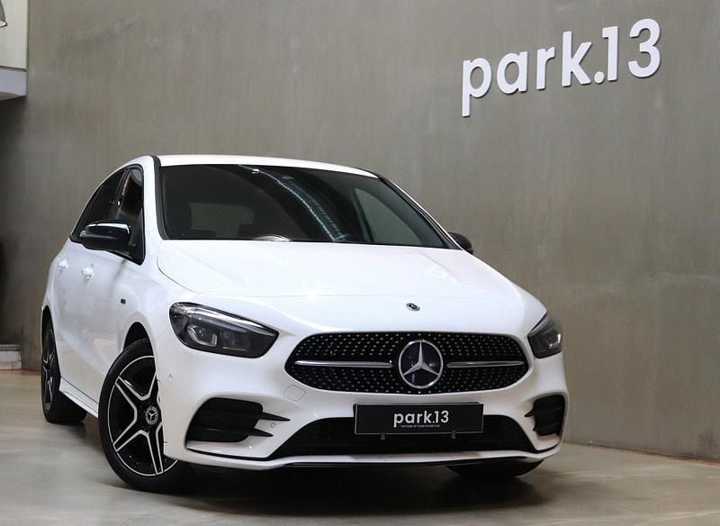 Usado Mercedes B250 AMG line 218 HP (160 kW) 2021 Branco Monovolume