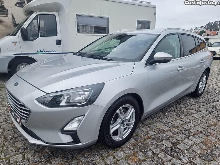 Cinza Usado 2020 Ford Focus Active Carrinha | € 13.500 (Preço justo) - Imagem 1/1