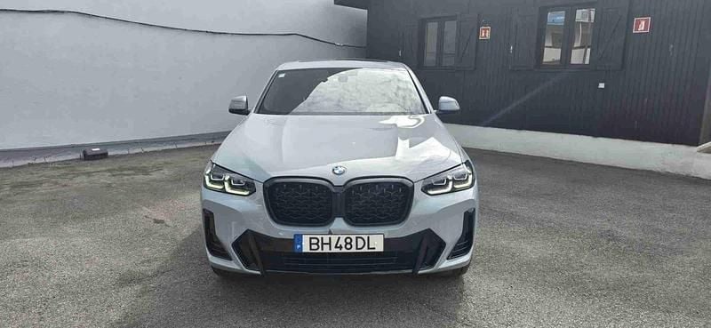 Cinzento Usado 2024 BMW X4 SUV | € 65.490 (Preço elevado) - Imagem 1/4
