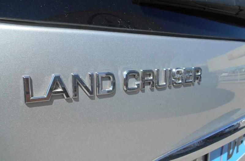 Usado Toyota Land Cruiser 163 HP (119 kW) 2003 Cinzento SUV