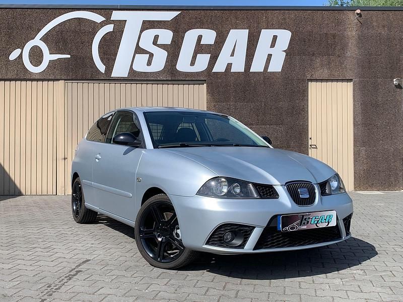 Cinza Usado 2007 Seat Ibiza FR Citadino | € 9.890 (Caro) - Imagem 1/4