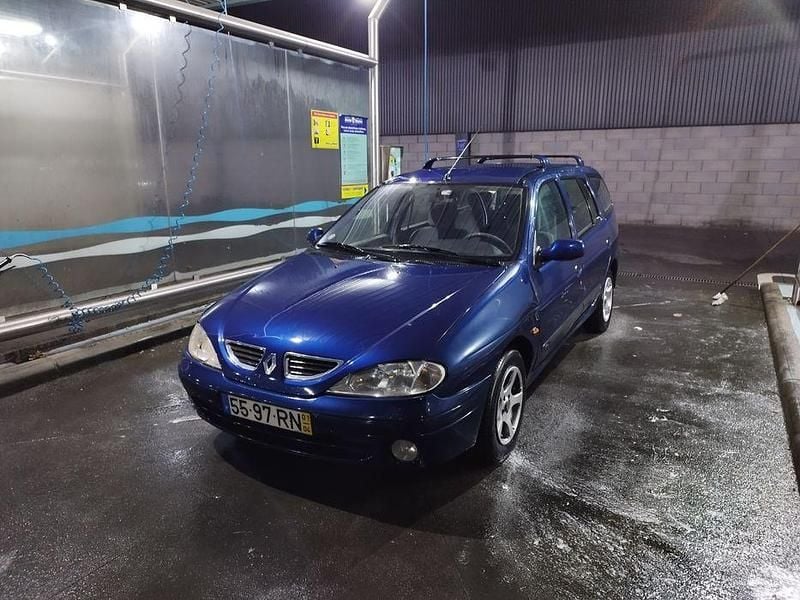Usado 2001 Renault Mégane Sedan | € 1.150 - Imagem 1/4