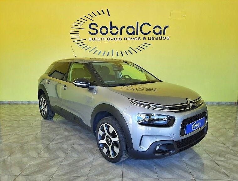 Usado Citroën C4 Shine 102 HP (75 kW) 2020 Cinza SUV