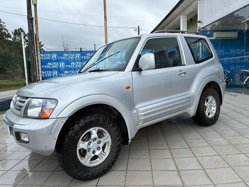 Cinza Usado 2000 Mitsubishi Pajero SUV | € 18.990 (Preço justo) - Imagem 1/4