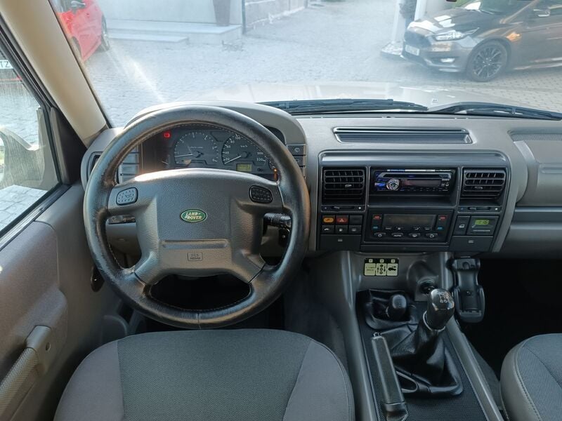 Usado Land Rover Discovery 2 136 HP (100 kW) 2001 Cinza SUV