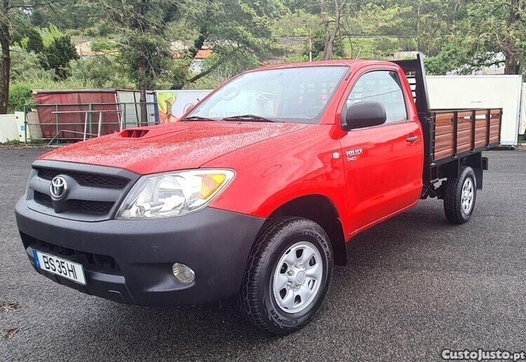 Vermelho Usado 2008 Toyota HiLux Pickup | € 19.450 - Imagem 1/1