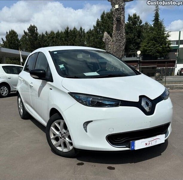 Branco Usado 2018 Renault Zoe LIMITED Citadino | € 12.500 (Preço justo) - Imagem 1/1
