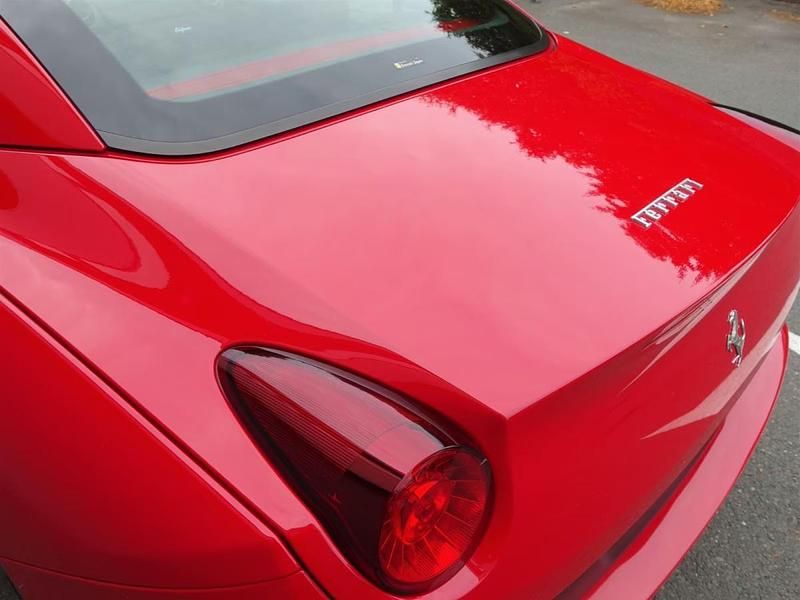Usado Ferrari California 490 HP (360 kW) 2013 Vermelho Cabrios