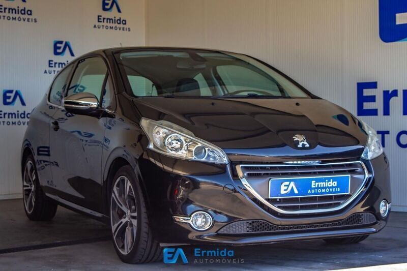 Preto Usado 2012 Peugeot 208 Citadino | € 10.250 (Preço elevado) - Imagem 1/4