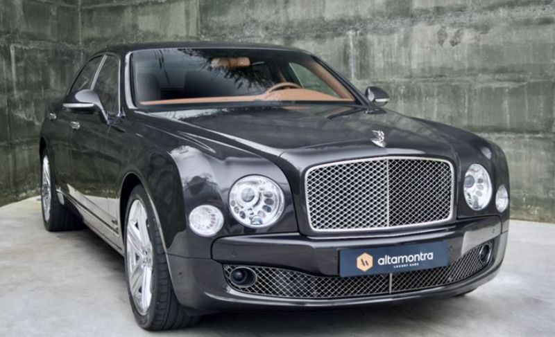 Cinzento Usado 2016 Bentley Mulsanne Sedan | € 140.900 - Imagem 1/4