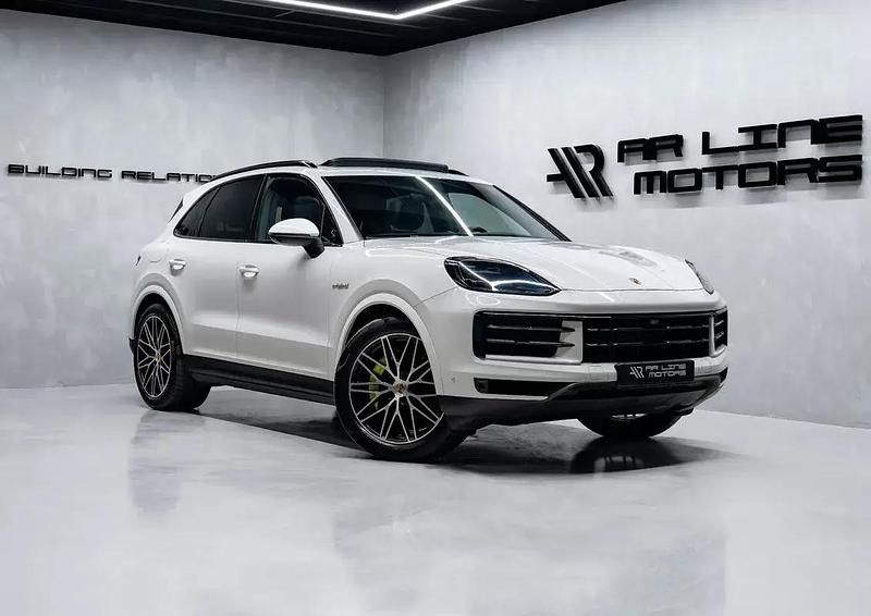 Usado Porsche Cayenne 470 HP (345 kW) 2024 Branco SUV