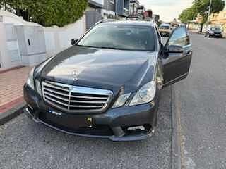 Cinzento Usado 2010 Mercedes E250 Carrinha | € 13.000 (Bom preço) - Imagem 1/4