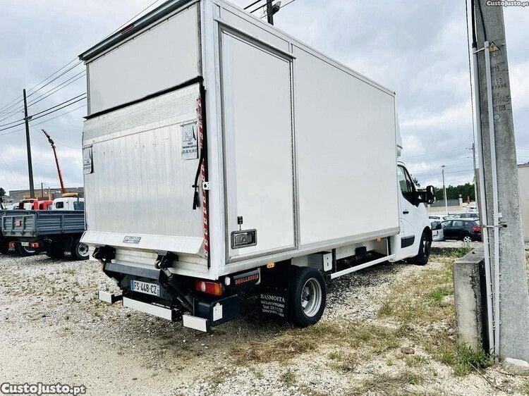 Branco Usado 2020 Renault Master Van | € 29.000 (Preço justo) - Imagem 1/1