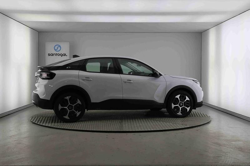 Usado Citroën C4 136 HP (100 kW) 2025 Branco SUV