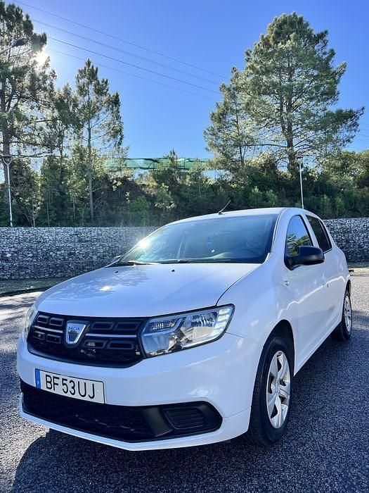 Usado 2018 Dacia Sandero Sedan | € 5.500 - Imagem 1/4