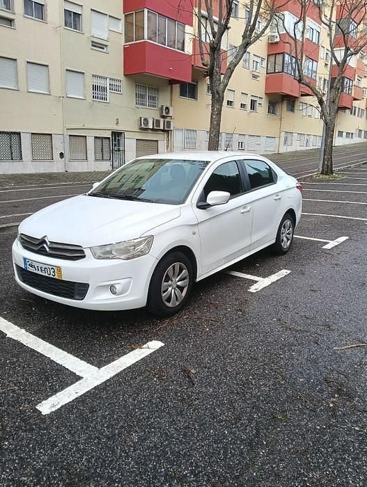 Usado Citroën C-Elysee I Seduction 72 HP (52 kW) 2013 Sedan