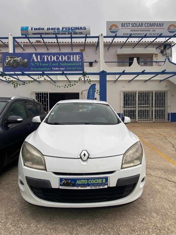 Branco Usado 2009 Renault Mégane III | € 6.000 (Preço justo) - Imagem 1/4