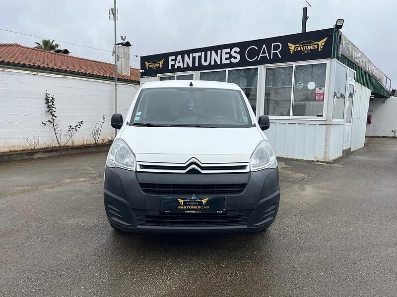 Branco Usado 2017 Citroën Berlingo Monovolume | € 9.990 (Preço justo) - Imagem 1/4