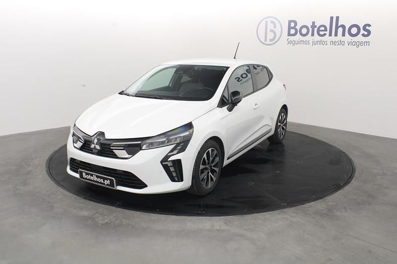 Usado Mitsubishi Colt Invite 91 HP (66 kW) 2024 Branco Citadino