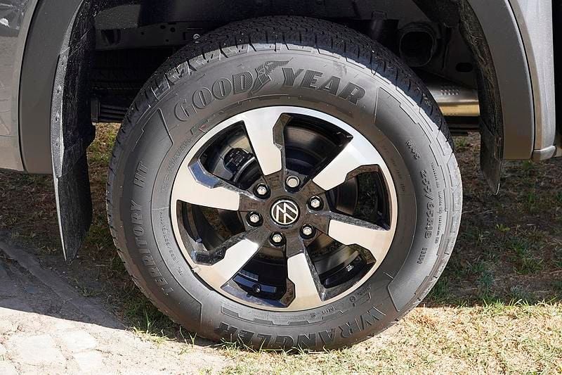 Novo VW Amarok Style 204 HP (150 kW) 2025 Cinzento Pickup