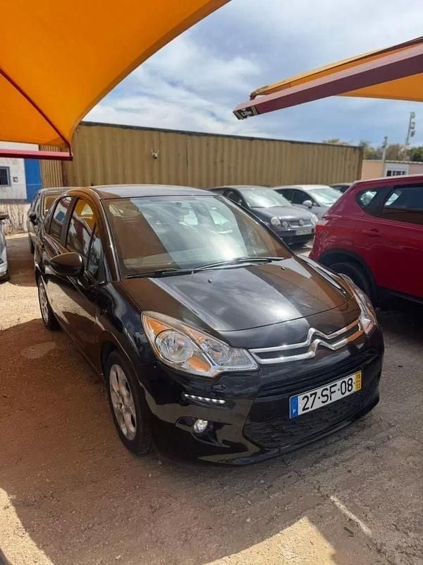 Preto Usado 2016 Citroën C3 Citadino | € 11.900 (Caro) - Imagem 1/4