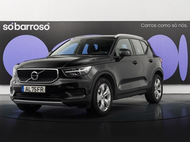 Preto Usado 2021 Volvo XC40 Momentum SUV | € 27.990 (Preço justo) - Imagem 1/4