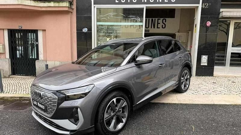 Usado Audi Q4 e-tron 210 kW (286 HP) 2024 Cinzento SUV