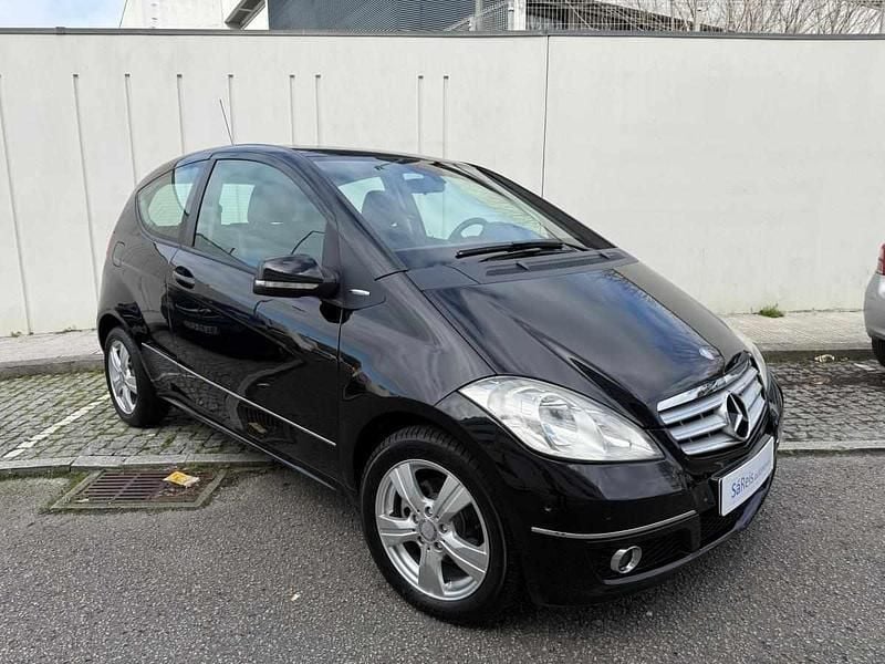 Usado Mercedes A150 95 HP (69 kW) 2008 Preto Citadino