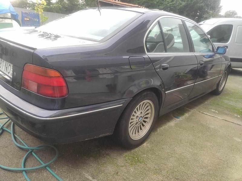 Usado BMW 525 143 HP (105 kW) 1999 Azul Carrinha