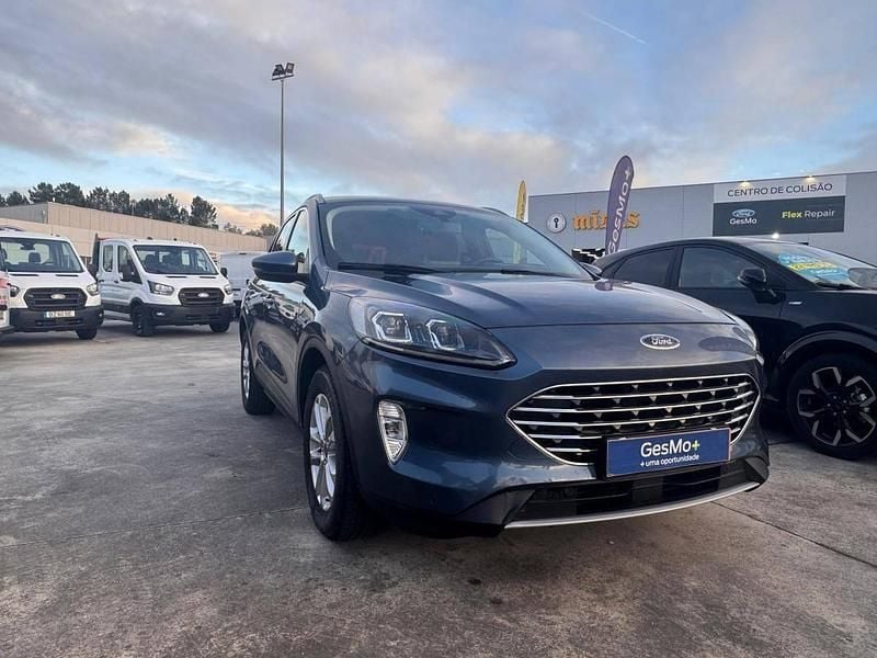 Azul Usado 2022 Ford Kuga SUV | € 24.990 (Preço justo) - Imagem 1/4