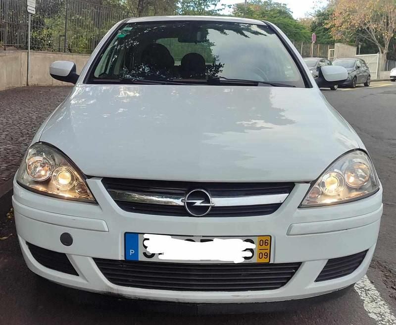 Usado Opel Corsa 69 HP (50 kW) 2006 Branco Citadino