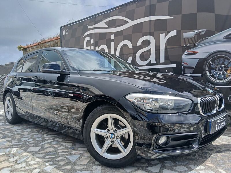 Preto Usado 2016 BMW 116 Sport Line Citadino | € 16.999 - Imagem 1/4