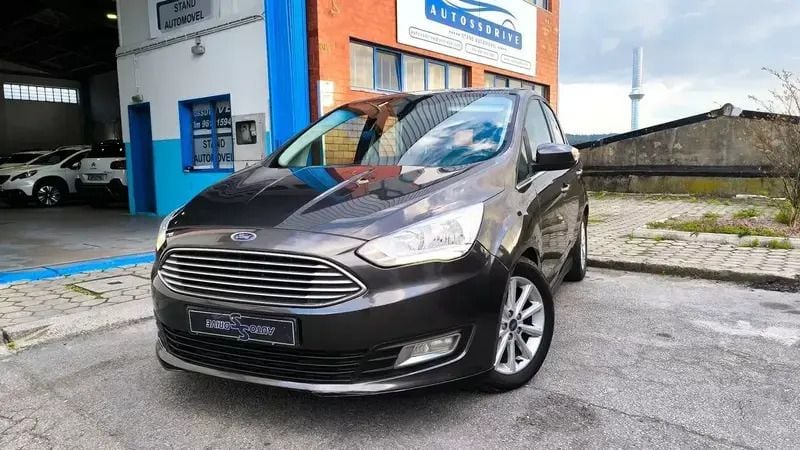 Cinzento Usado 2015 Ford C-MAX Titanium Monovolume | € 10.900 - Imagem 1/4