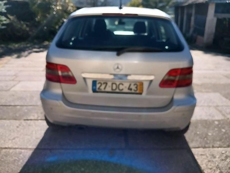Usado Mercedes B150 95 HP (69 kW) 2007 Monovolume