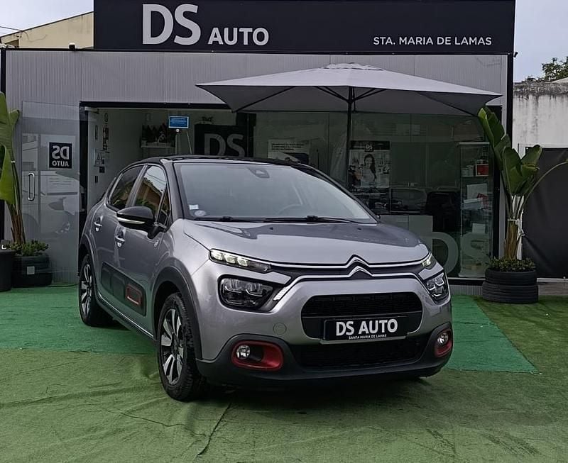 Cinzento Usado 2020 Citroën C3 Citadino | € 12.750 (Preço justo) - Imagem 1/4