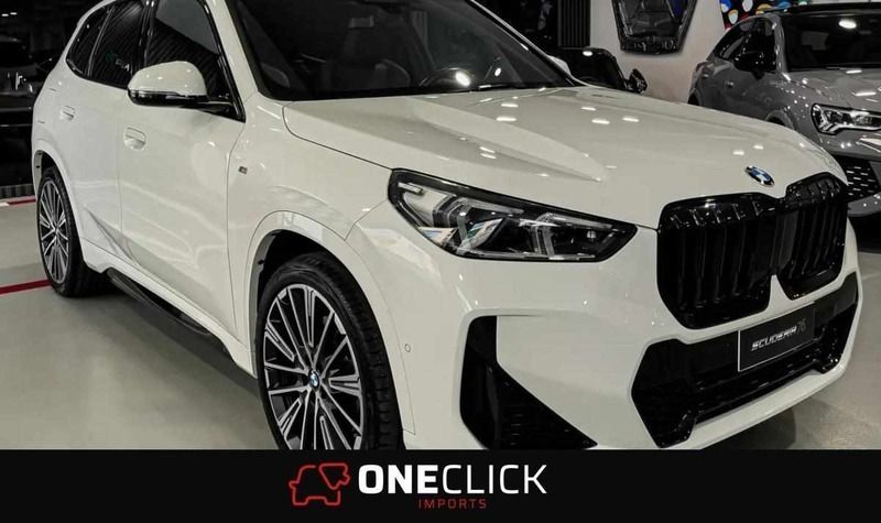 Preto Usado 2023 BMW X1 SUV | € 43.700 (Preço justo) - Imagem 1/4