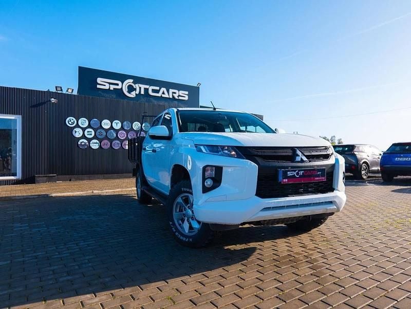 Branco Usado 2022 Mitsubishi L200 Pickup | € 32.990 (Bom preço) - Imagem 1/4