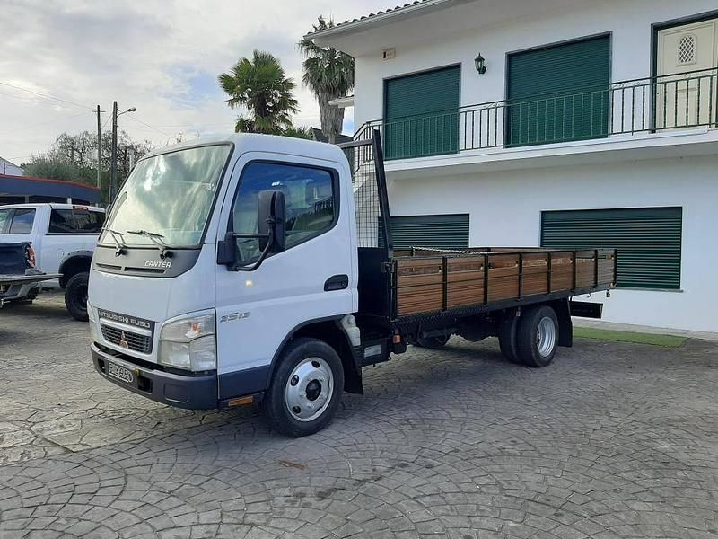 Branco Usado 2007 Mitsubishi Canter | € 14.500 - Imagem 1/4